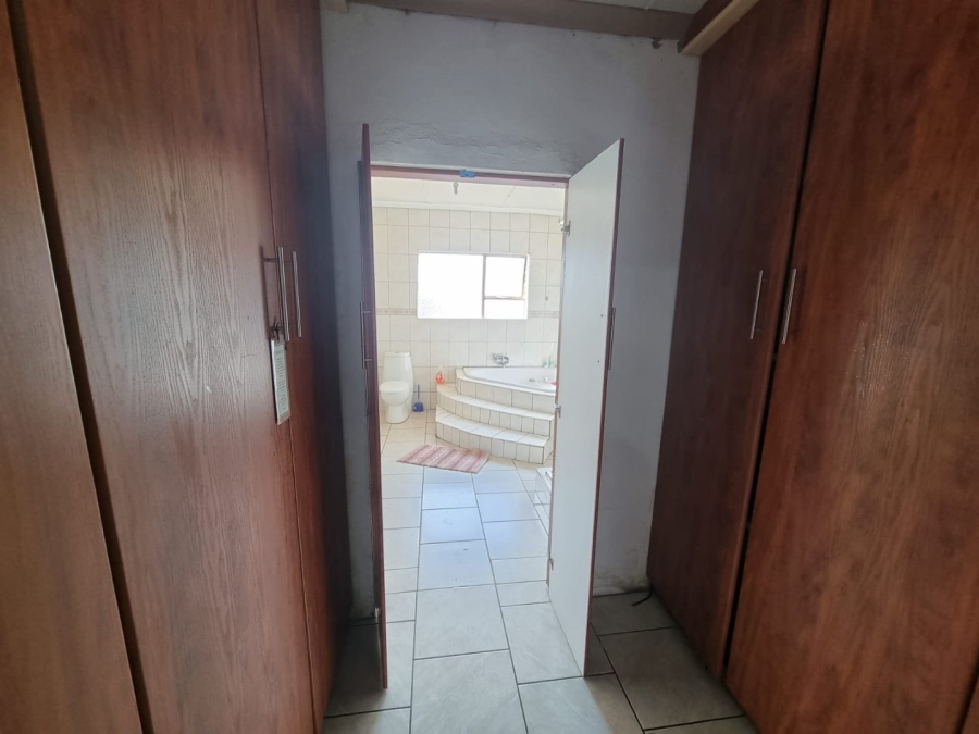 4 Bedroom Property for Sale in Panorama Free State